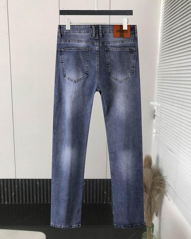 Gucci Men's Jeans 26